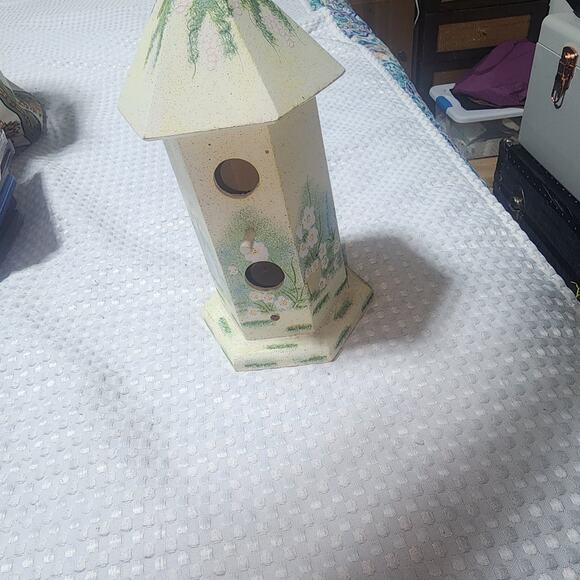 Unbranded VINTAGE HANDCRAFTED PAINTED BIRD HOUSE 12" - Picture 5 of 5